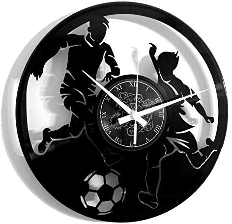 Instant Karma Clocks | Fußball Wanduhr mit Spielern – Geschenk für Kinder, Trainer & Fans | Geräuschlosem Quarzwerk | Geschenkidee für Küche, Schlafzimmer, Wohnzimmer
