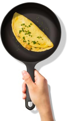 Field Company No.5 Cast Iron Chef Skillet - Curved Egg Pan, 7.5-Inch
