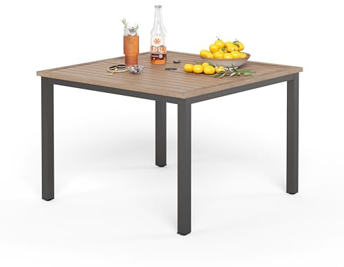 PHI VILLA Gartentisch Wetterfest Holzoptik Metall Terrassetisch Braun | Mit 4-5cm Schirmloch, E-Beschichtung Rostfest Metall, Terrassentisch Wetterfest, Quadratischer 107 x 107 cm
