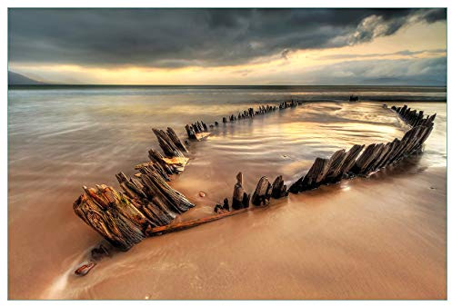 Wallario Küchenrückwand selbstklebend 90 x 60 cm, Motiv: Bootswrack in Irland am Strand | Spritzschutz abwischbar & pflegeleicht
