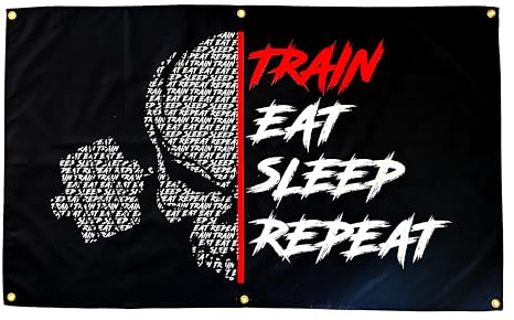 Flagge Zug Eat Sleep Repeat | HomeGym Dekoration | Schlafzimmer | Fitnessstudio | Motivationsflagge Krafttraining | Bodybuilding | Powerlifting | Strongman