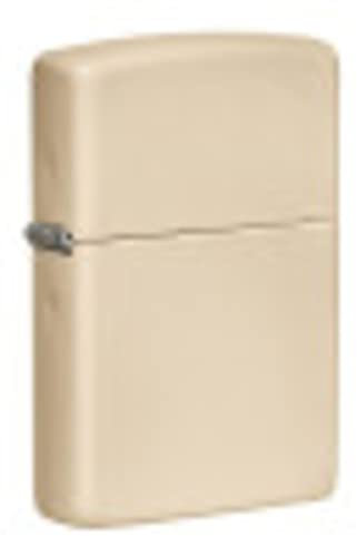 Accendino Zippo® Flat Sand 49453, Accendino Antivento Ricaricabile Zippo, Realizzato in Metallo con Caratteristico click Zippo, Color Sabbia, Made in USA, Ottima Idea Regalo