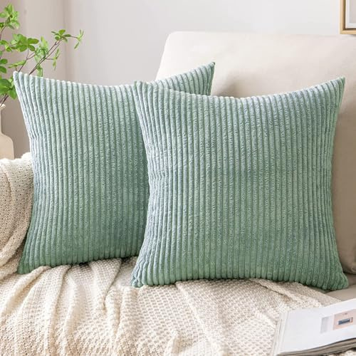 AMFUN 2er Set Kordsamt Kissenbezug, Deko Kissenhüllen, Dekokissen Zierkissenbezug 40x40 cm, Sofakissen Couchkissen Dekokissen Kissenbezug für Sofa Sessel Zuhause Schlafzimmer, Salbeigrün
