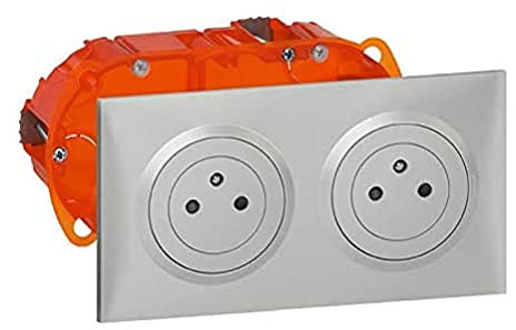 LEGRAND - Prise Double Murale 16A avec Terre dooxie Surface + Plaque Carrée + Boîte d'Encastremment - Prise 2P + T Affleurante avec Fond Rétractable - Fabriqué En France - Alu