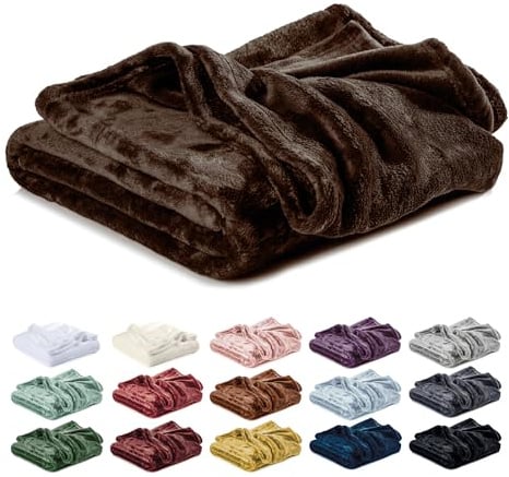 Lavea® Kuscheldecke 150x200 cm - Mocca | Mikrofaser – Flauschige Fleecedecke für Sofa und Bett, weiche Decke, pflegeleicht, Sofadecke, Tagesdecke oder Wolldecke