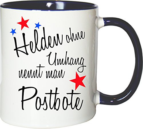 Mister Merchandise Becher Tasse Helden ohne Umhang nennt Man Postbote Kaffee Kaffeetasse liebevoll Bedruckt Beruf Job Geschenk Weiß-Blau