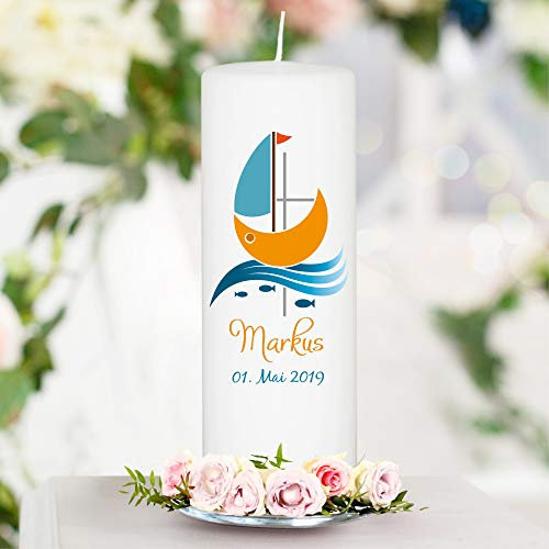 Wandtattoo Loft Taufkerze Junge oder Mädchen mit Taufspruch, Motiv mit einem Boot Schiff, 25cm x 8cm, personalisierte Kerze, bedruckte Kerze zur Taufe, Stumpenkerze, individuelles Taufgeschenk