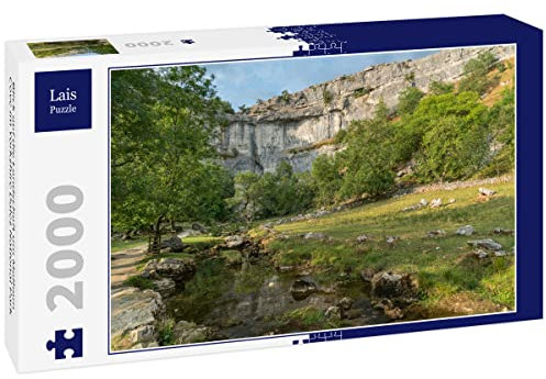 Lais Jigsaw Puzzle View of the landscape around Malham Cove in the Yorkshire Dales National Park 2000 pieces