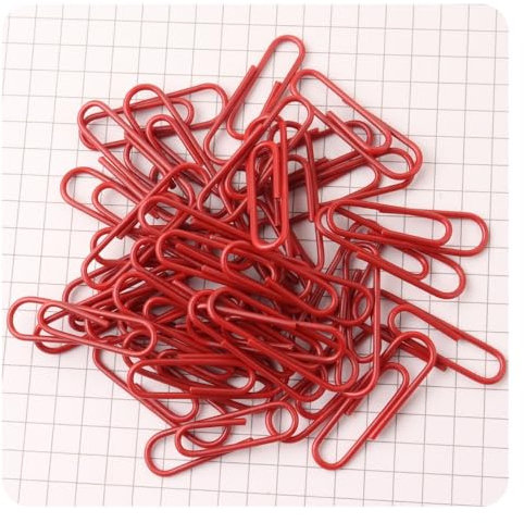 Hrlace 100 Stück 28mm farbige Metallbüroklammern mit Kunststoffbeschichtung - Langlebig und Rostbeständig - Rot