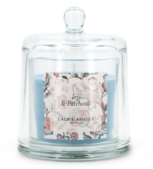 Laura Ashley Duftkerze mit Glasglocke | Iris & Patchouli | Edle Kerze im Glas mit Deckel | 250g