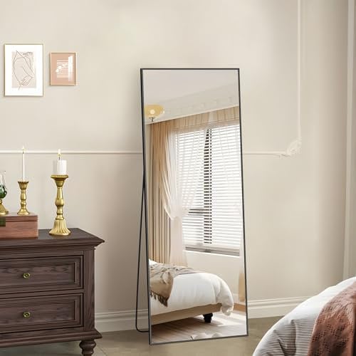 KOCUUY Specchi da Parete Rettangolare 44x147 cm, Specchio da Parete Decorativo Nero Con Cornice In Metallo, Grande Specchi da Appendere Per Soggiorno, Camera da Letto, Corridoio Specchio da Appendere