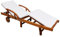 Hommdiy Gartenliege Holz Liege Sonnenliege mit Rädern mit Ausziehtisch und Armlehnen Inklusive Weiß Sitzpolster 200 x 68 x 30-83 cm (L x B x H)