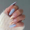 VEBONNY Vebonny FN-SA019 Lot de 4 faux ongles en acrylique avec motif feuille blanche Bleu clair mat