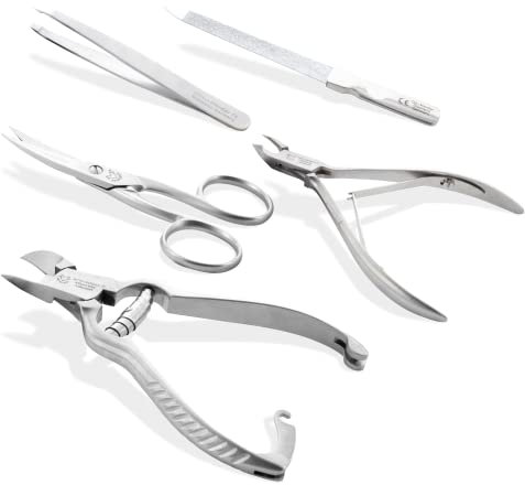 Otto Herder Nageletui 5-Teilig für Männer & Frauen-Maniküre&Pediküre Set aus Edelstahl im Lederetui mit Reißverschluss-Nagelzange Hautzange Nagelschere Pinzette Nagelfeile