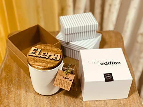 Taza cerámica con tapa en madera relieve | Personalizable | Nombre personalizado | Ideal para regalo de cumpleaños o comunión.