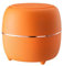 Koomuao Mini Poubelle de Bureau, Poubelle de Table avec Couvercle à Bouton, Petite Poubelle de Bureau à Domicile Poubelle de Table de Maquillage Poubelle Légère (Orange)