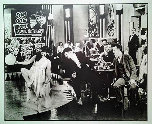 Poster+ Stan Laurel, Oliver Hardy: Jubel, Trubel, Heiterkeit | Filmplakat, [49,5 x 61 cm]