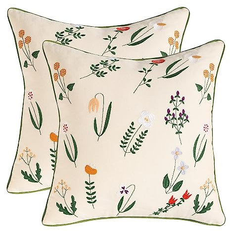 Tosleo Bestickte dekorative Wurfkissenbezüge 45 x 45 cm für Gartenlounge Sofa Dekokissen Wohnzimmer Schlafzimmer 2 Stück Set Kissenbezüge Blumenmuster (Kleine orange Blüten, 45 x 45 cm)