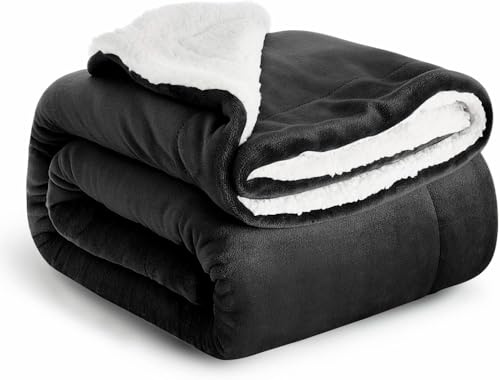Casabella Sherpa Fleece Blanket - Blankets and Throws for Sofa Bed - Thick Warm Throw Blanket for Queen Bed - Soft Fluffy Bedding, Travel Accessories - Queen, Black, 200X220cm