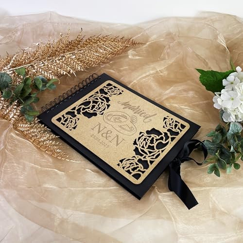 Hochzeits Gästebuch personalisiert mit Initialen & Datum | Stilvolle Holzveredelung mit filigranem Lasercut | 80 schwarze Seiten mit Ringbindung & kreativem Zubehör | Alternatives Fotoalbum