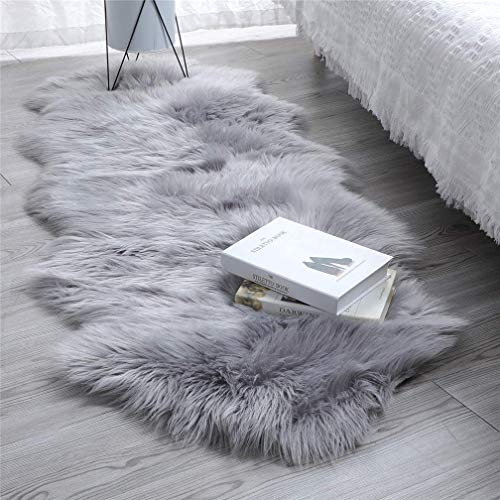 HLZDH Faux Lammfell Schaffell Teppich Kunstfell Dekofell in Super weich Lammfellimitat Teppich Longhair Fell Optik Nachahmung Wolle Bettvorleger Sofa Matte(60 x 160 cm, Grau)