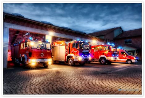 Posterlounge Feuerwehrfahrzeuge Poster | 150 x 100 cm von Markus Will Wandbilder Wanddeko