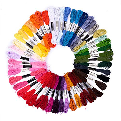 pajoma® Stickgarn-Set in 50 Farben | je 8m aus Polyester – inkl. 10 Sticknadeln, 1 Nadeleinfädler & 12 Garnrolle | Perfekt für Kreuzstich, Armbänder, zum selber sticken