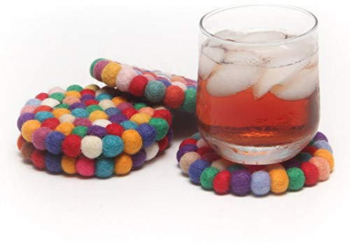 Feltsky Juego de 4 posavasos de fieltro para bebidas hechas a mano, decoración única para regalo, lana natural de Nueva Zelanda, 10 cm de diámetro (4 pulgadas)