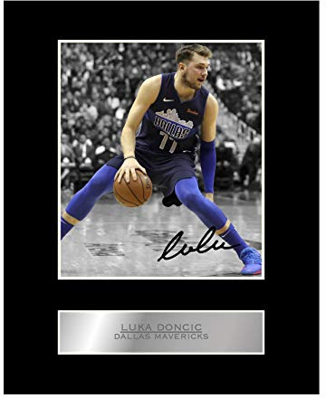 Iconic pics Luka Doncic Signiertes Foto, Dallas Mavericks #01 NBA, Gerahmtes Passepartout, Schwarz, 25.4 x 20.3 cm, Wohnheim, Sports