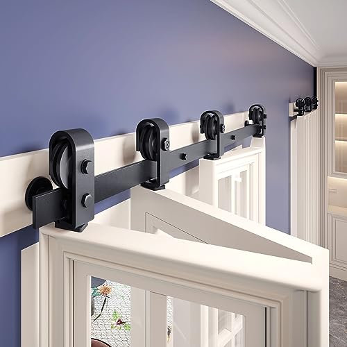 FINOSEN Kit de quincaillerie pour porte de grange à deux volets de 162,6 cm pour quatre portes de placard de 38,1 cm, système coulissant de montage supérieur, rouleau robuste, lisse et silencieux