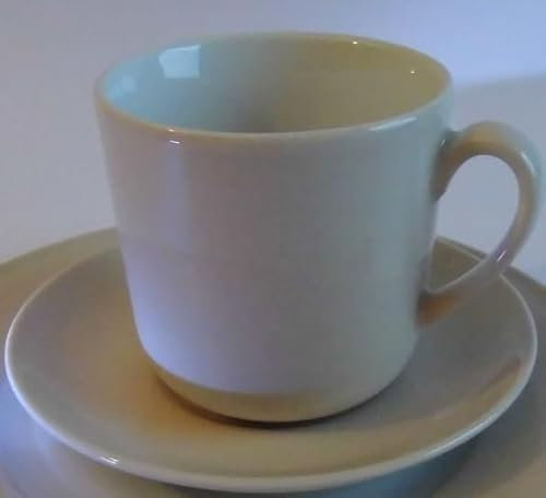 Dibbern SONDERAKTION Solid Color - Becher mit Henkel 0,32 l mit Untere - sand - NEU