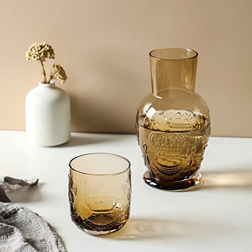 MODUDY Set di Caraffa e Bicchiere d'Acqua da Comodino Vintage, Bicchieri Decorativi con Design in Rilievo, Decanter per Collutorio in Vetro Spesso, Caraffa per Bevande in Vetro Trasparente,(Ambra)