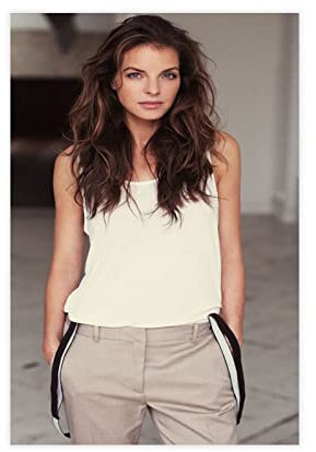 FISH DRAGATE Yvonne Catterfeld Poster 14 Leinwand Poster Schlafzimmer Dekor Sport Landschaft Büro Zimmer Dekor Geschenk ohne Rahmen Stil 50 x 75 cm