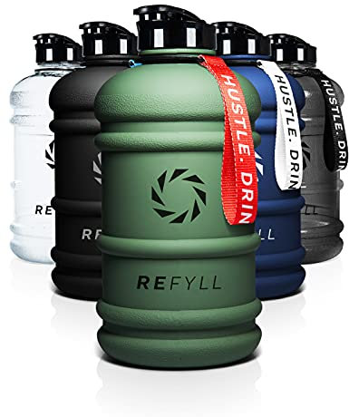 REFYLL X Trinkflasche Sport 2L - “Beast” I Leichte Wasserflasche 2 Liter für Gym, Fitness & Training I Water Jug 2200ml I Trinkflasche 2l - 100% Auslaufsicher & BPA Frei (Army Green)