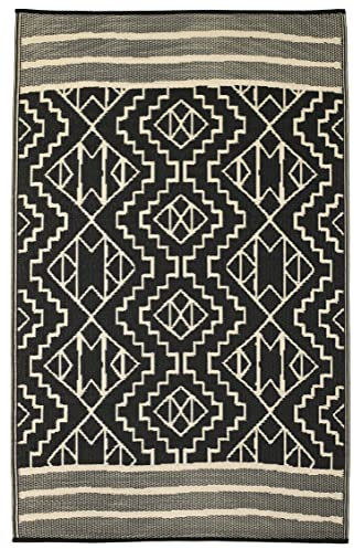 FAB HAB Outdoor-Teppich - wetterfest, farbecht, wendbar - recycelter Premium-Kunststoff - Tribal Boho neutral - Terrasse, Balkon, Garten - Kunststoffteppich Kilimanjaro Schwarz, 120x180 cm
