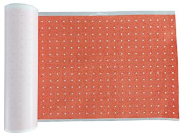 PintoMed Pansement en tissu perforé avec adhésif à base d'oxyde de zinc, hypoallergénique avec trous de 3 mm. Il coupe facilement. Couleur peau. Rouleau: 18 cm x 5 m.