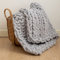 WESHIONGOO Grobstrickdecke, Überwurf, 101,6 x 101,6 cm, gestrickt, für Couch, Bett, flauschig, weiche Decke mit Jumbo-Chenille-Garn, dick, 100 % handgefertigt, Hellgrau