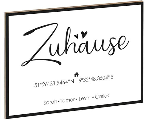 GRAVURZEILE Holzschild mit Spruch - Zuhause - Personalisiert mit Namen & Koordinaten - Moderner Kunstdruck auf Holz - Wand Dekoration im Vintage Look - Geschenk für Familien Sie & Ihn - Farbe Weiß