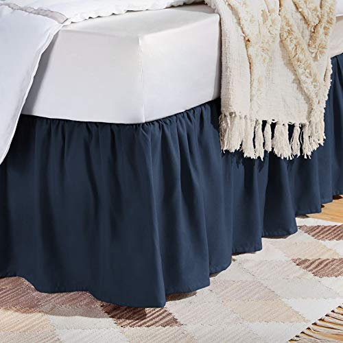 Amazon Basics gekräuselter Bettrock, 152 x 203 x 41 cm, Marineblau, Einfarbig