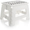 com-four® Marche Pliante avec Picots en Caoutchouc - escabeau Pliable - Aide à l'escalade Portable - Tabouret Pliant antidérapant - capacité de Charge jusqu'à 150 kg (31x22x22cm Blanc - 01 pièce)
