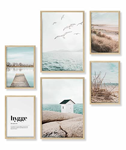 Heimlich® Premium Poster Set mit Bilderrahmen Holz Eiche | 2 x DIN A3 & 4 x DIN A4 - ca. 30x42 & 21x30 | Stilvolle Poster Collagen mit passenden Bilder als Wanddeko » Skandi Meer Strand Möwen «