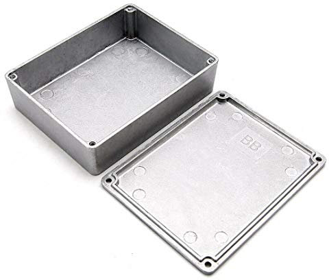 Be-Tool Projektbox - Wasserdichtes Elektrogehäuse aus Aluminiumdruckguss ideal für den Außenbereich - Komplette Anschlussdose mit Stecker (1 Stück) silber