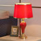 Mengjay Keramik Tischlampe Schlafzimmer Nachttisch Lichtdekoration Schreibtischleuchten,E27 Nachttischlampe Rot Tischleuchte,Moderne Wohnzimmerlampe aus Stoff,Lampe mit Schalter