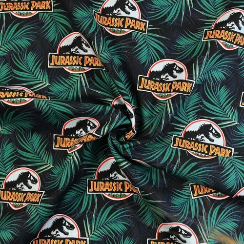 Craft Cotton Company Jurassic Park Opulent Jungle 100 % Baumwolle, 110 cm breit, Kinder-Bastelstoff zum Quilten, Nähen; Meterware (Jurassic Park Logo)