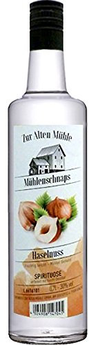 Brennerei zur Alten Mühle Haselnuss Mühlen-Schnaps - Haselnüsse veredeln diesen klaren Schnaps (30% vol.), milder Genuss, fruchtig leichter Obstbrand (1 x 0,7 l)