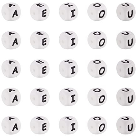 FASHEWELRY 50 perline cubiche in silicone 12 x 12 mm bianco lettera cubica A E I O U perline vocali per braccialetti fai da te, collane e collane con foro da 2 mm