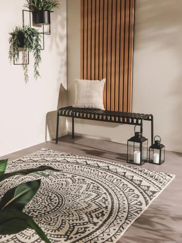benuta Nest Teppich Cleo - Weiß/Schwarz 80x150 cm - Kunstfaser - Outdoor geeignet - Rechteckig & im Style: Geometrisch, Ethno-Style - Pflegeleicht für Wohnzimmer Schlafzimmer