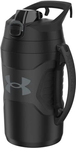 Under Armour Playmaker Carafe de sport, bouteille d'eau avec poignée, isolation en mousse et résistante aux fuites, 1,9 l, noir/noir