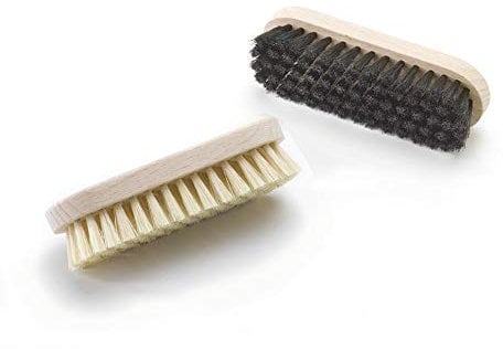 Tadabo kleine Schuhbürsten mit kräftigen Borsten hell und schwarz | Schuhpflege | Inhalt: 2 Schuhbürsten |Schuhputzbürste |Made in Germany