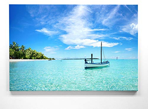 BilderKing Atemberaubendes Leinwand-Bild Strand Boot & Wasser - als 100x75cm großes XXL Wandbild, toll als Hintergrund & Deko für Wohnzimmer & Schlafzimmer. Fertig aufgespannt auf 4cm Holz-Keilrahmen